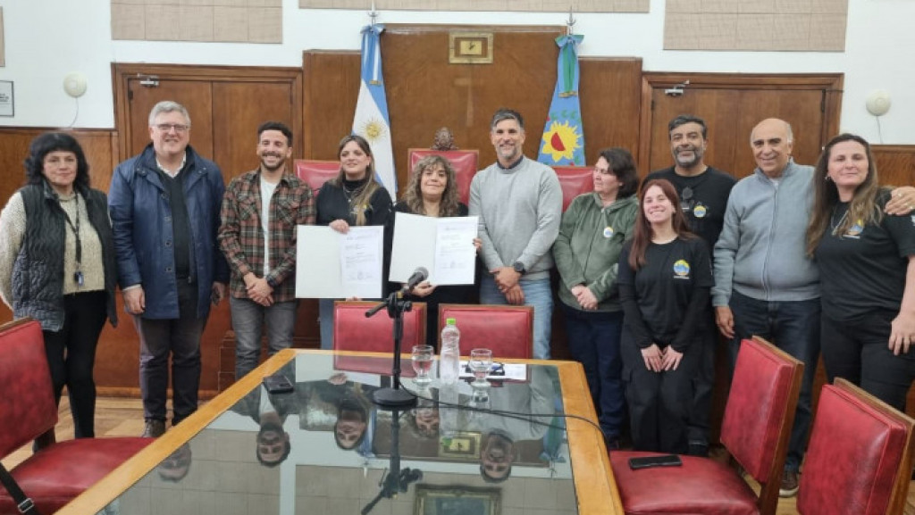 Coro Soles, un refugio necesario del canto al servicio de la comunidad, también recibió una manifestación pública que respalda su trayectoria de 36 años